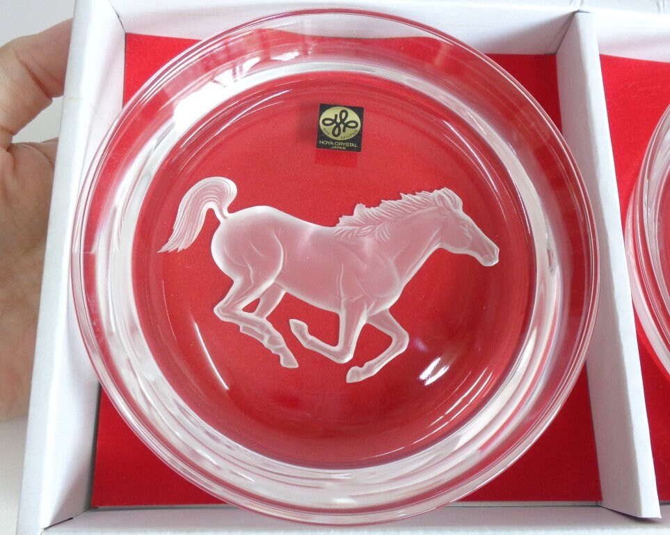 日本製ホヤクリスタルワインコースター「馬」アート彫刻シリーズ、2個