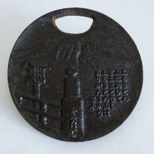 Cast iron Tetsubin kettle trivet-bottle opener Japanese Nambu Tekki Iron Teapot stand,iron bottle opener #S7097