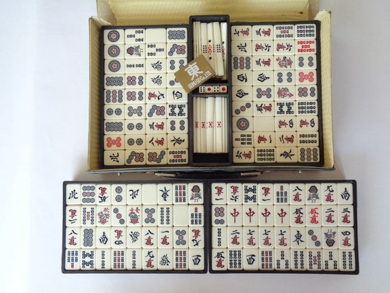 Riichi Mahjong Set 