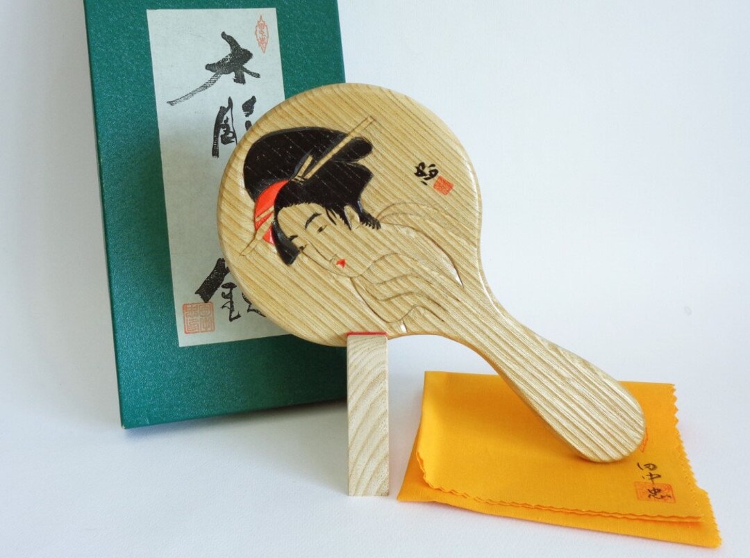Traditional Geisha Mirror Japanese Wooden Geisha Hand Mirror, Handmade Signed by Artist, Carved ...