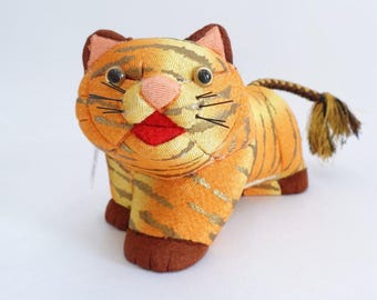 Kimekomi Tiger Doll Japanese Fudo Iwatsuki Handcrafted Lucky Charm okimono, RARE #8503