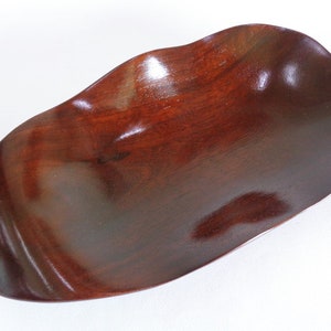 Japanese Wood Decorative Tray Stand ,Urushi Lacquered wood Hand carved Leaf-shaped tray. Unused #S7172