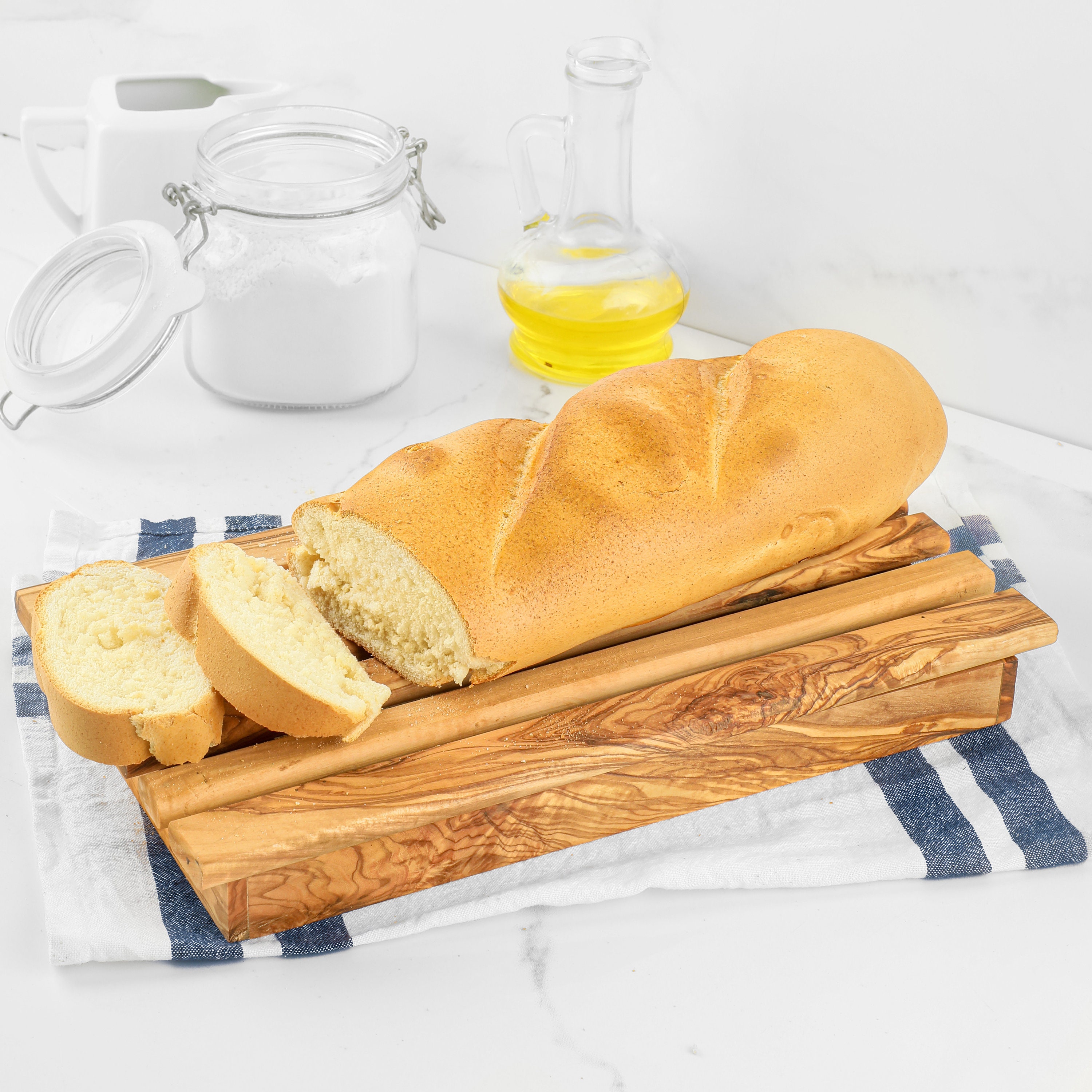 Bread Board and Bread Knife Gift Set - Handmade olive wood cutting boa –  Goya Blue