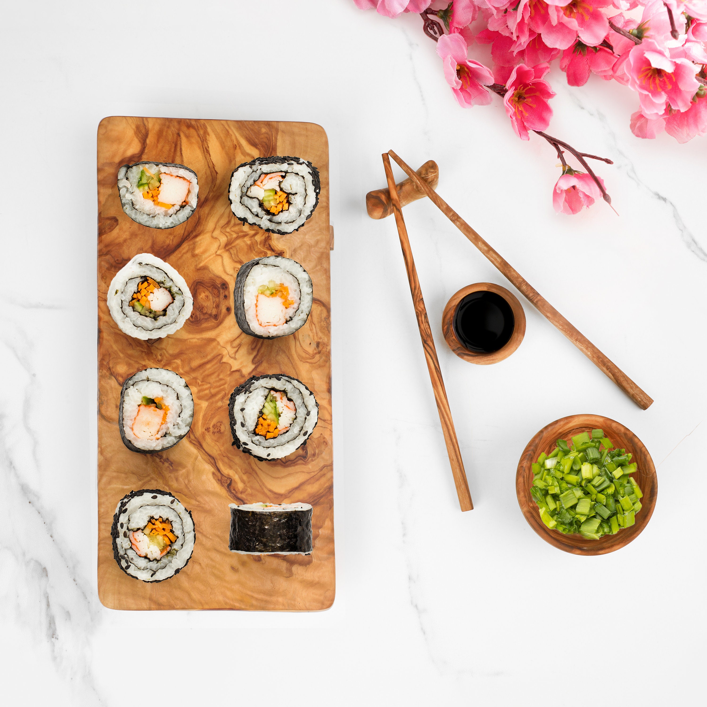 10 Awesome Gift Ideas for Sushi Lovers - Design Swan