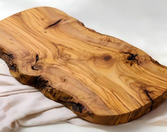 Très grande planche à découper en bois d'olivier faite main : planche à découper et de service personnalisées + kit de cire d'abeille CADEAU