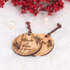 Luggage Tags handmade from olive wood / Beautiful Gift Tags / Luggage Tags Personalized / Stylish Name Tags (+ Free Wood Beeswax)