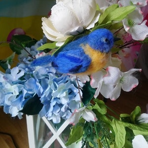 Needle felted birds. Eastern blue bird. Birds home decor. Needle felted animals. Birds ornament. Needle felted Christmas ornament.