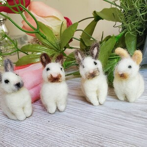 Small rabbits needle felted dollhouse rabbit animals .felted animals white rabbit bunny.doll house rabbit