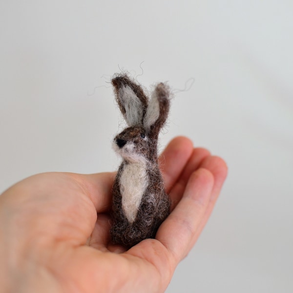 Needle felted hare, needle felted animal. wild animal hare felted miniature.