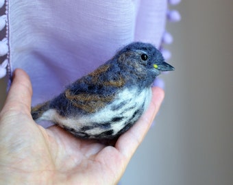 Needle felted house finch. bird finch baby bird.needle felted bird ornament.