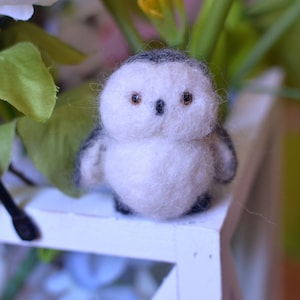 Needle felted owl. Needle felted animals. Wooland animals. Felted bird. Christmas ornament.