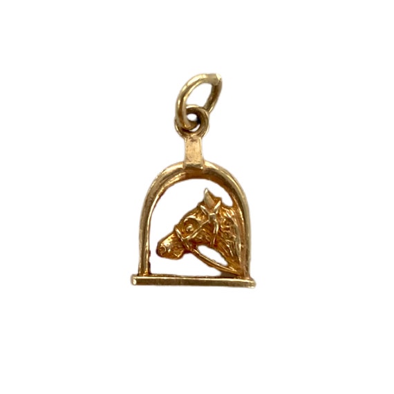 9K Gold Vintage Horse Head in a Stirrup 3D Charm - image 5