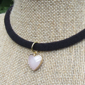 Rose Quartz Heart Choker, 14K Pink Gemstone Heart, Love Stone, Dainty Heart Necklace, Boho Choker, Valentines Gift