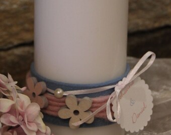 Wedding candle with pendant for personal lettering