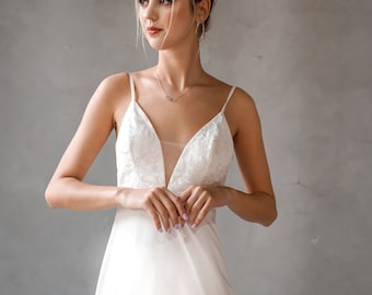 Vestido de novia minimalista con detalle de encaje/Bordado de encaje floral/Vestido de novia de corpiño de corsé Deep V/ estilo princesa/vestido de novia simple