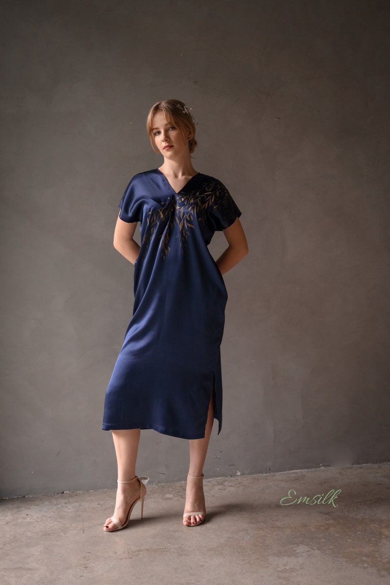 Hand-painted gold paint leaves on navy silk dress/oversized silk dress/women work dress/casual dress/simple women dress/gift for her image 2