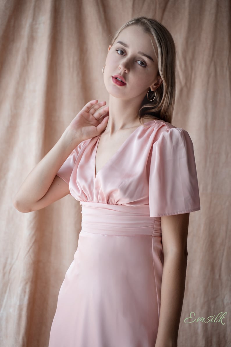 Pale pink tea dress Outlet