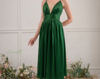 100 Percent Pure Silk Emerald Green Silk Slip Dress: Deep V-neck Backless Party Dress - Etsy 100 Percent Pure Silk Emerald Green Silk Slip Dress: Deep V-neck Backless Party Dress - Etsy