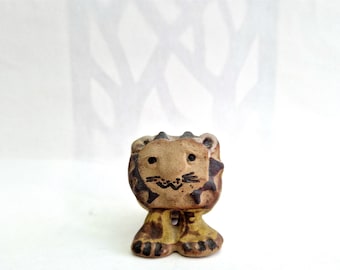 Tremar Seated Baby Lion Cub, 1970s Midcentury Stoneware, Cornish Studio Pottery, Vintage Collectable, MCM.