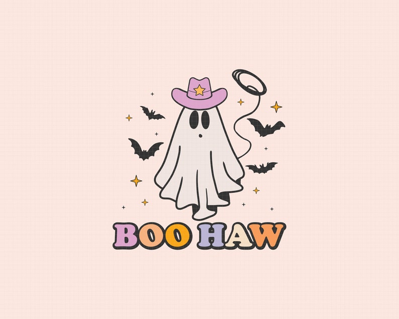 Puede incluir: Un fantasma blanco con un sombrero de vaquero rosa con una estrella amarilla en la parte superior. El fantasma sostiene un lazo y hay murci&eacute;lagos y estrellas a su alrededor. El texto "BOO HAW" est&aacute; escrito debajo del fantasma en letras de colores.