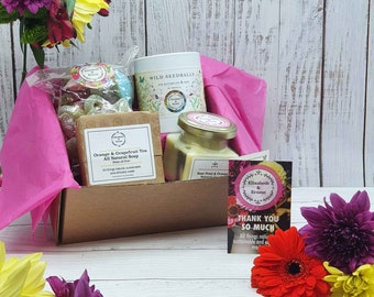 Large 'Thank-You' Eco-friendly Gift Box | Soy Wax Candle | Soap Bar | Seedballs | Vegan Sweets | Plastic-free | Thank You Present | Handmade