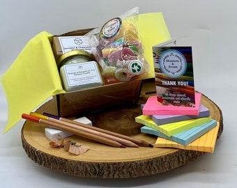 Teachers 'Thank You' Gift Box | Sustainable | Plastic-Free | Eco-Friendly | Candle | Sweets | Personalised Gift Tag | School Leavers |