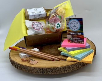 Teachers Small 'Thank You' Gift Box | Sustainable | Plastic-Free | Eco-Friendly | Tealight | Sweets | Personalised Gift Tag | School Leavers