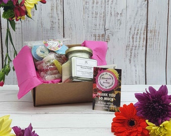 Candle + Vegan Sweets 'Thank You' Gift Box | Soy Wax Candle | Plastic-free | Eco-friendly | Ethically Handmade | Appreciation Present