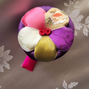 Chogakbo pin cushion, Korean traditional patch work, Bojagi, Pojagi, silk pin cushion, pin cushion ormament, special gift