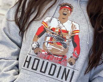 They Call Me Houdini Mahomes Tee, Kansas City Chiefs Inspo, Mahomes Illustration Crewneck, KC Hoodie, Houdini