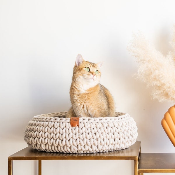 Handgemaakte kattenmanden grof gehaakt gerecycled katoen / crochet