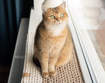 Tapis de chat fait à la main / lit de chat grossièrement crocheté bicolore - napperon de rebord de fenêtre / lit de rebord de fenêtre / anti dérapant / coton recyclé