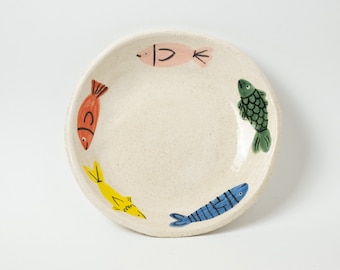 Fish Bowl, handmade Ceramic Piece, handmade ceramic bowl, original stoneware ceramic, illustrated ceramics, decorative dish, key tray