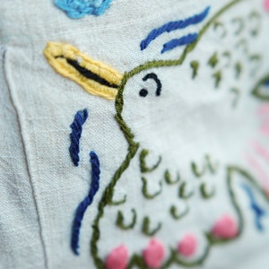 camisa bordada a mano, ropa de segunda mano, ropa reciclada, blusa de lino, blusa bordada, blusa de algodón bordada, bordado a mano imagen 5