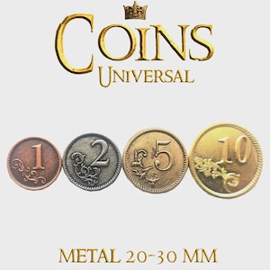 Op de afbeelding: Vier metalen munten met de nummers 1, 2, 5 en 10. De munten zijn in tinten koper, zilver en goud. De tekst "COINS UNIVERSAL" staat boven de munten en "METAL 20-30 mm" eronder.