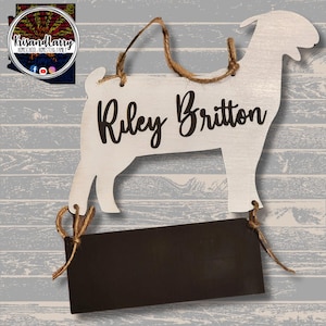 Custom Livestock Stall Sign with Chalkboard Base – Personalized Animal Cutout – 4H FFA Exhibitor Name Tag for Fair Pens