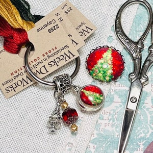 Christmas Tree ~ Thread Keep & Needle Minder ~ Needlework Set ~  Red, Green ~ Beautiful Tree Charm Thread Ring Pendant Nanny