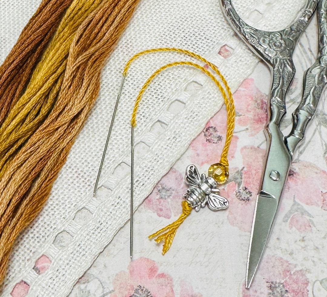Bee Thread Hopper Thread Counter Needlework Accessory Cross Stitch
