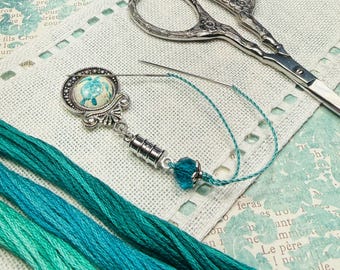 Turtle Needle Minder and Thread Hopper ~ Ocean Blue, Cream, Aqua ~ Detachable Counting Pins