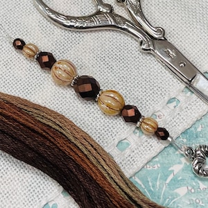 Mocha Latte ~ Handy Threader ~ Needlework Accessory ~ Cross Stitch Embroidery ~ Get a grip on needle threading