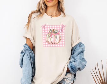 Camiseta Coquette Rosa com Fita de Abóbora: Camiseta Comfort Colors para Conscientização do Câncer de Mama
