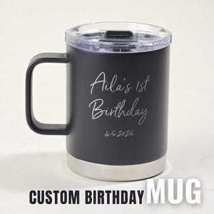 Tasse d'anniversaire personnalisée • Tasse à café gravée personnalisée • Tasse souvenir 1er anniversaire • Cadeau isotherme pour les parents • Tasse date personnalisée. HUP