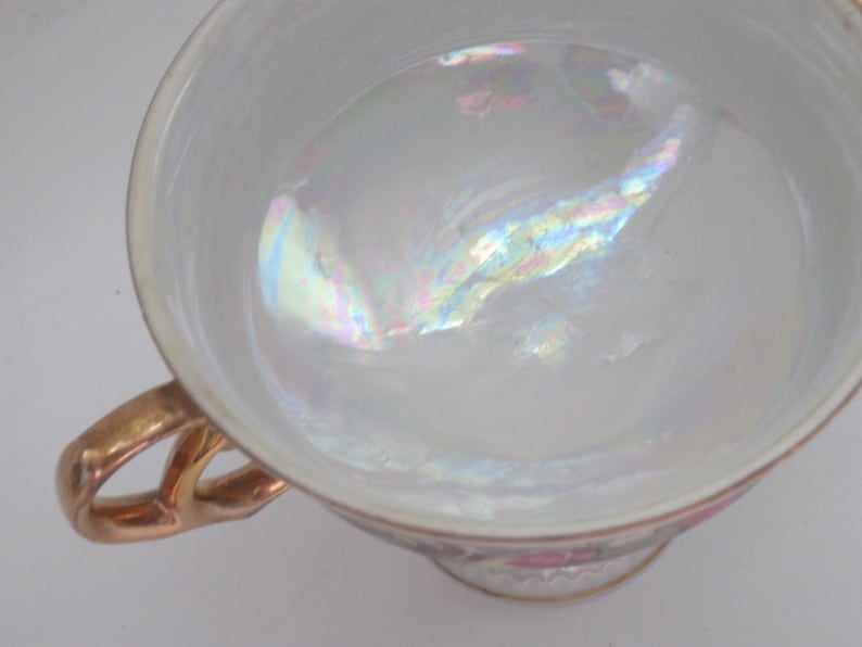 Royal Vienna Style Center Bowl with Classical Scenes and Gold Vintage Porcelain Decorative Bowl with Handles