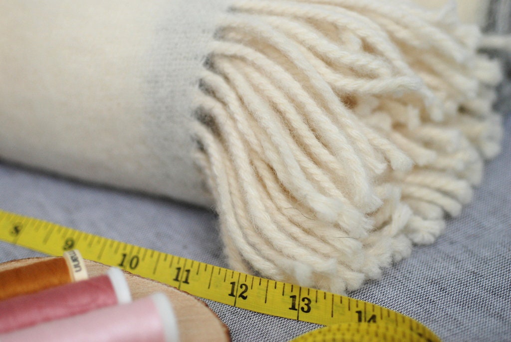 Ivory Organic Wool Remnants, Natural Wool Fabric Scraps, Wool Fabric