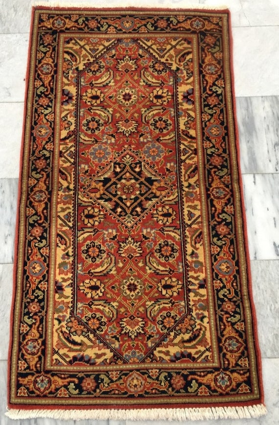 雑誌NUETRAL（現TRANSIT）限定アフガン手織り絨毯 置こ 