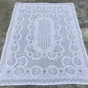 6x4 Vintage Crochet Tablecloth Floral Table Cover Handmade table Runner hand crochet linen Home Décor Kitchen Dinning 98 x 98 cm