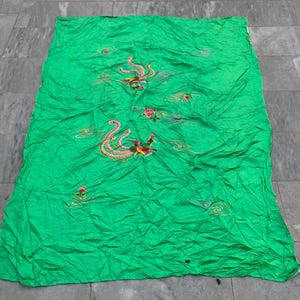 Vintage Chinese Tablecloth Silk Kitchen Dinning Table Cover Hand Embroidered Floral Tablecloth Qing Dynasty Wall Hanging 178x133 cm