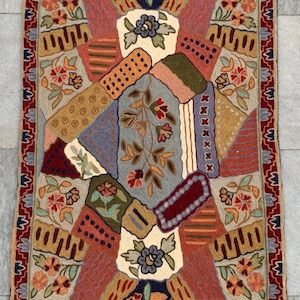 2x3 Vintage French Rug, Handmade Aubusson Rug, Needle Point Rug, Mini Rug, Bedroom Rug, Oriental Rug, Wool Kilim Rug, Floor Rug 88x55 cm
