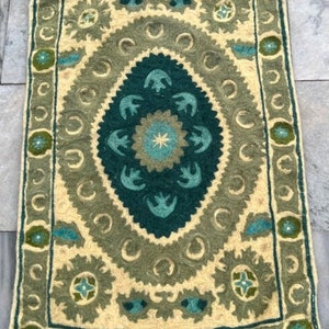 Vintage French Handmade Aubusson Rug, Needle Point Rug, 2&#39;8x1&#39;8 ft Small Rug, Bedroom Rug, Oriental Rug, Wool Rug FREE SHIPPING, 81x52 cm