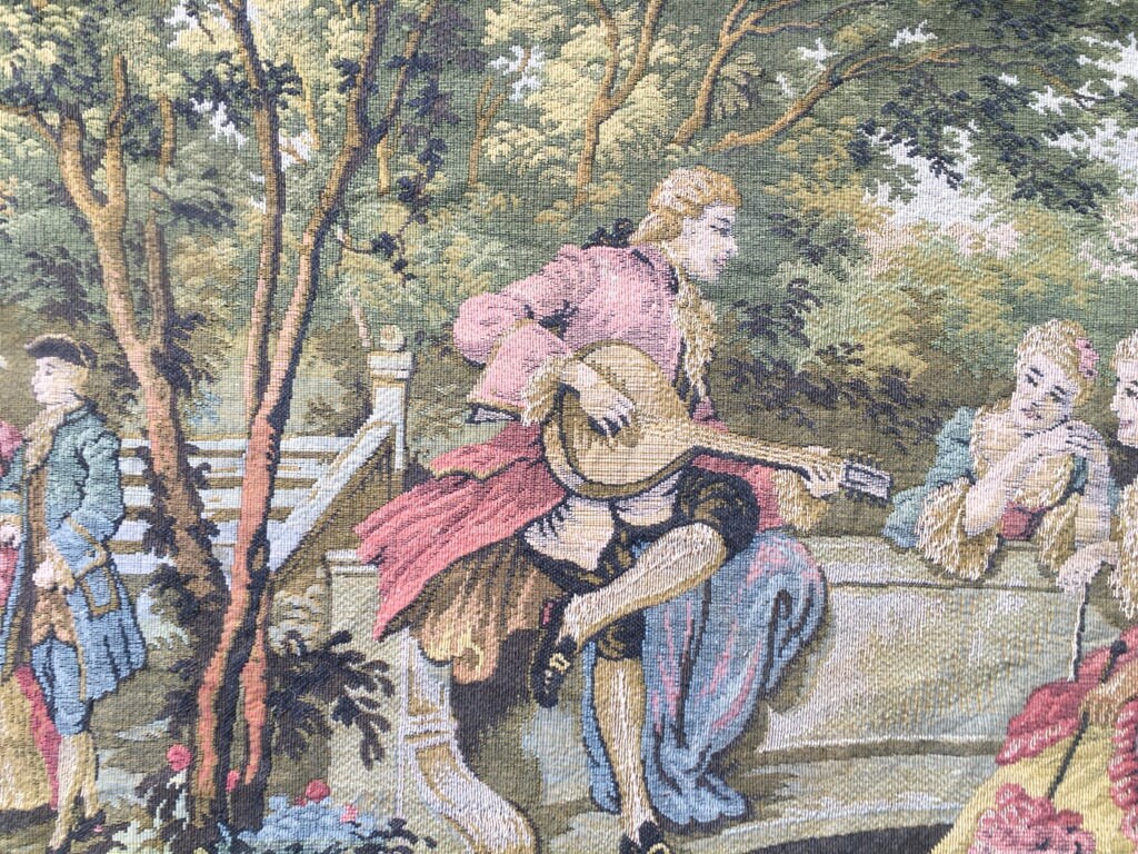 ヴィンテージ フレンチ タペストリー、中世の花柄壁掛け (85 x 67 cm